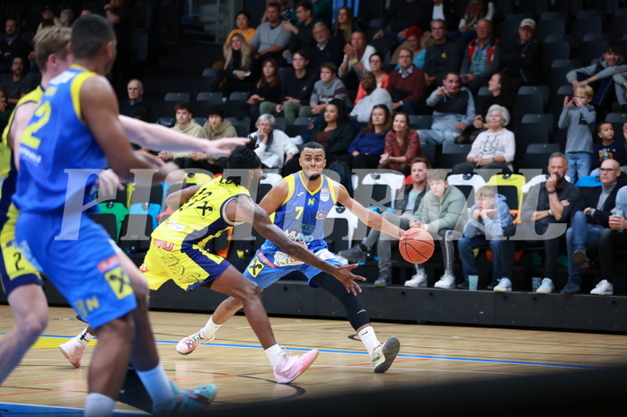 02.10.2022, Graz, Raiffeisen Sportpark Graz, Basketball Superliga 2022/23, Grunddurchgang, Runde 1, UBSC Raiffeisen Graz vs. SKN St. Pölten
