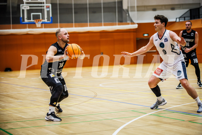 Basketball, Basketball Zweite Liga 2024/25, Grunddurchgang 8.Runde, Vienna Timberwolves, Güssing Blackbirds, Mate Horvath (18), Philipp D'Angelo (9)