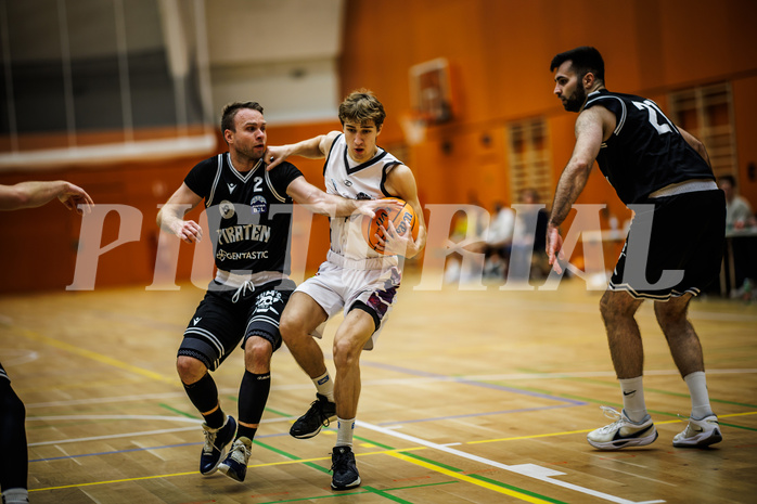 Basketball, Basketball Zweite Liga 2024/25, Grunddurchgang 8.Runde, Vienna United, Wörthersee Piraten, Tim Huber (2), Mykyta Bitkin (4)