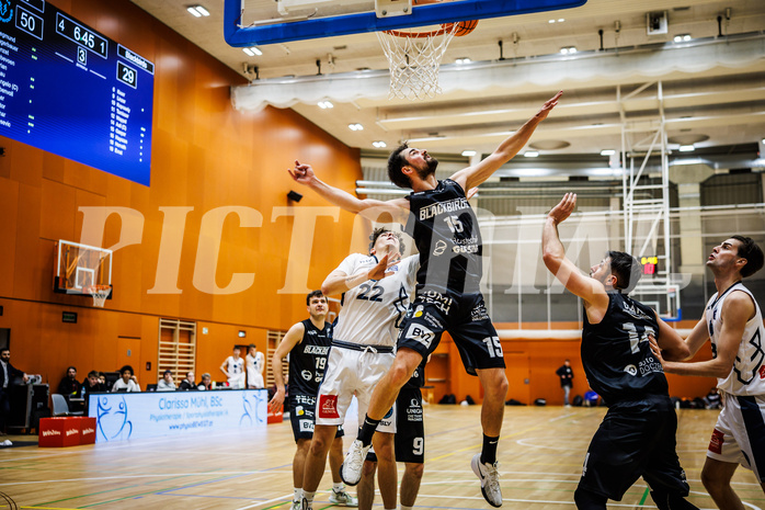 Basketball, Basketball Zweite Liga 2024/25, Grunddurchgang 8.Runde, Vienna Timberwolves, Güssing Blackbirds, Daniele Kuchar (22), Luka Gaspar (15)