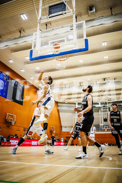 Basketball, Basketball Zweite Liga 2024/25, Grunddurchgang 8.Runde, Vienna Timberwolves, Güssing Blackbirds, Corneluis Stubenvoll (15)