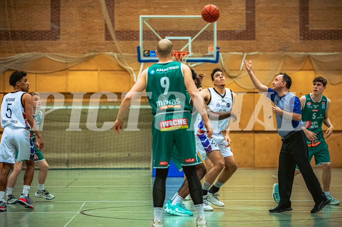 Basketball, Basketball Zweite Liga 2022/23, Playdown Spiel 5, Vienna United, Future Team Steiermark, Noah Oguamalam (23)