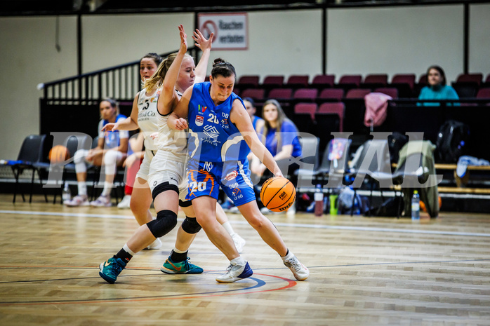 Basketball, Win2Day Basketball Damen Superliga 2023/24, Grunddurchgang 12.Runde, Basket Flames, DBB LZ OÖ, Isabelle Fleischanderl (7), Eva Pichler (20)