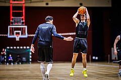 Basketball, Basketball Zweite Liga 2023/24, Grunddurchgang 17.Runde, Basket Flames, Union Deutsch Wagram Alligators, Marko Kolaric (30), Luis Göd (2)