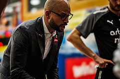 Basketball, win2day Basketball Superliga 2023/24, Grunddurchgang 21.Runde, Traiskirchen Lions, Flyers Wels, Sebastian Waser (Head Coach)
