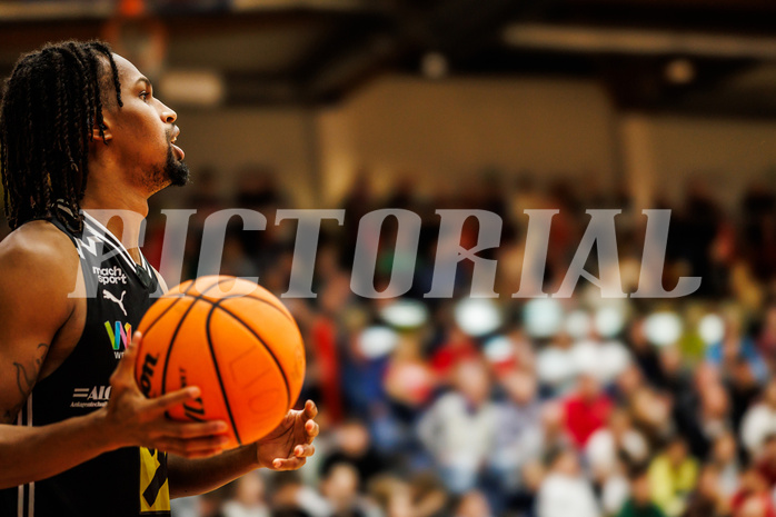 Basketball, win2day Basketball Superliga 2023/24, Grunddurchgang 21.Runde, Traiskirchen Lions, Flyers Wels, Terell Allen (2)