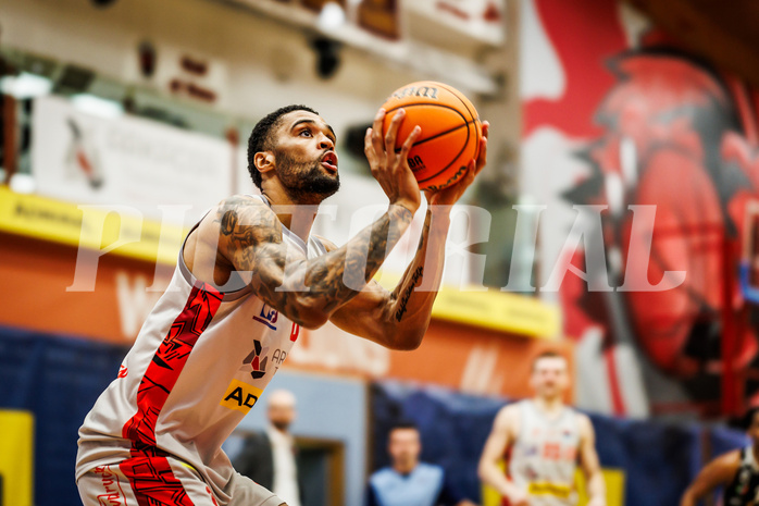 Basketball, win2day Basketball Superliga 2023/24, Grunddurchgang 21.Runde, Traiskirchen Lions, Flyers Wels, Manuel Patterson Jr (1)