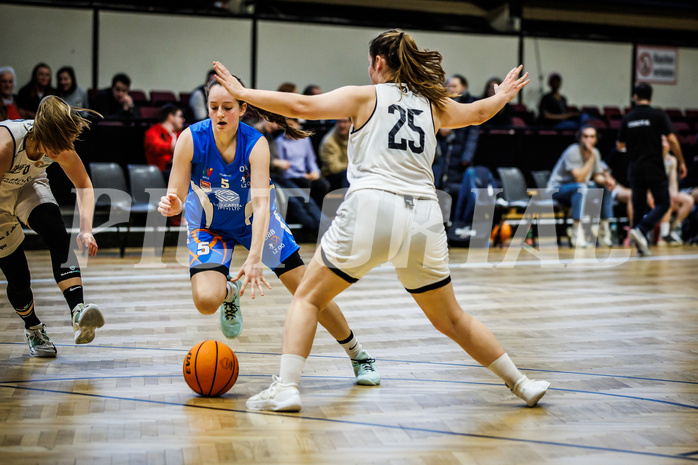 Basketball, Win2Day Basketball Damen Superliga 2023/24, Grunddurchgang 12.Runde, Basket Flames, DBB LZ OÖ, Ylenia Bonett (5), Marlene Kalaydjiev (25)