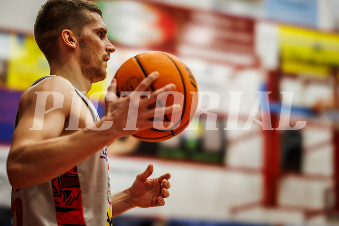 Basketball, win2day Basketball Superliga 2023/24, Grunddurchgang 21.Runde, Traiskirchen Lions, Flyers Wels, Edgars Lasenbergs (25)