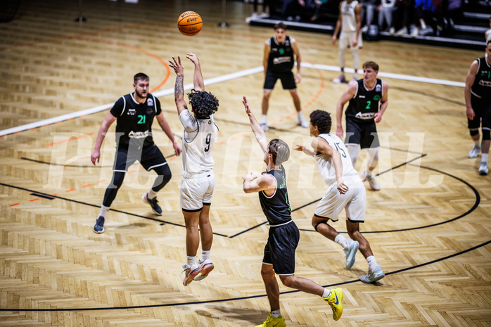 Basketball, Basketball Zweite Liga 2023/24, Grunddurchgang 17.Runde, Basket Flames, Union Deutsch Wagram Alligators, Dean-Leon Cantor (9)