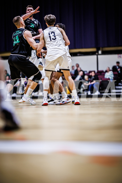 Basketball, Basketball Zweite Liga 2023/24, Grunddurchgang 17.Runde, Basket Flames, Union Deutsch Wagram Alligators, Branislav Balvan (14), Matej Drgon (21), Patrick Fister (13)