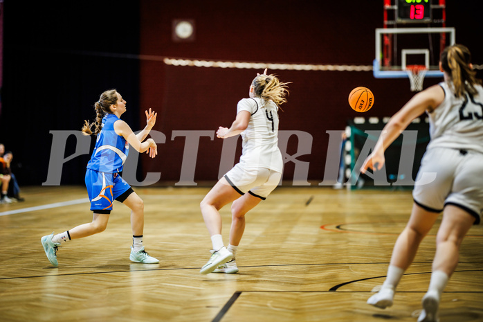 Basketball, Win2Day Basketball Damen Superliga 2023/24, Grunddurchgang 12.Runde, Basket Flames, DBB LZ OÖ, Ylenia Bonett (5), Stella Popp (4)
