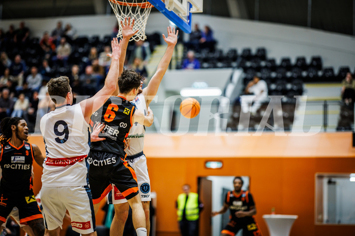 Basketball, Win2Day Superliga 2023/24, 1. Qualifikationsrunde, Vienna Timberwolves, Fürstenfeld Panthers, Felix Leindecker (6)
