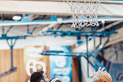 Basketball, Basketball Superliga 2023/24, Qualifikationsrunde 1., Oberwart Gunners, BC Vienna, Ivan Siriscevic (17), Munis Tutu (10)