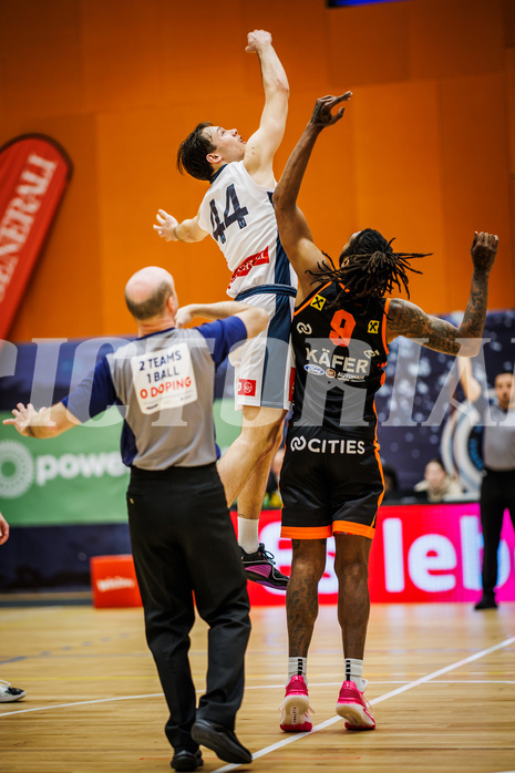 Basketball, Win2Day Superliga 2023/24, 1. Qualifikationsrunde, Vienna Timberwolves, Fürstenfeld Panthers, Ivor Kuresevic (44), Joe Hampton (9)