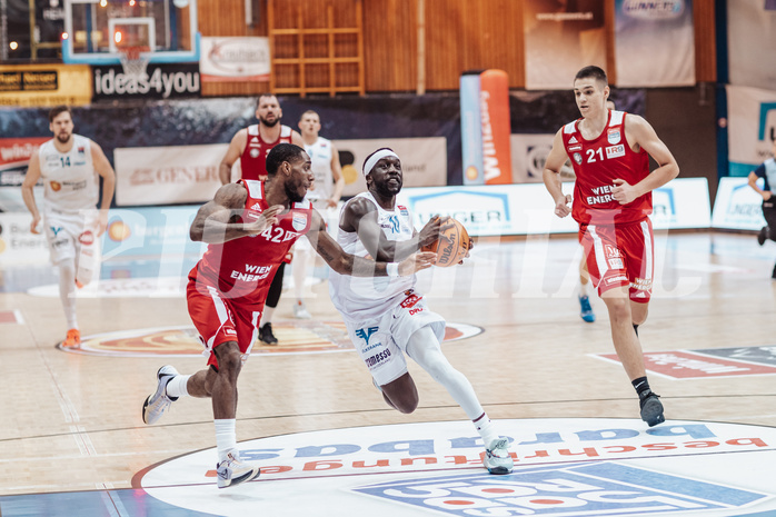 Basketball, Basketball Superliga 2023/24, Qualifikationsrunde 1., Oberwart Gunners, BC Vienna, Demarkus Stuckey Jr. (42), Munis Tutu (10), Aron Stazic (21)