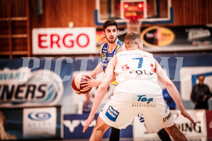 Basketball, ABL 2017/18, Grunddurchgang 31.Runde, Oberwart Gunners, Gmunden Swans, Daniel Friedrich (6)