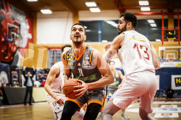 Basketball, bet-at-home Basketball Superliga 2021/22, Grunddurchgang18.Runde, Traiskirchen Lions, Klosterneuburg Dukes, Benjamin Blazevic (11)