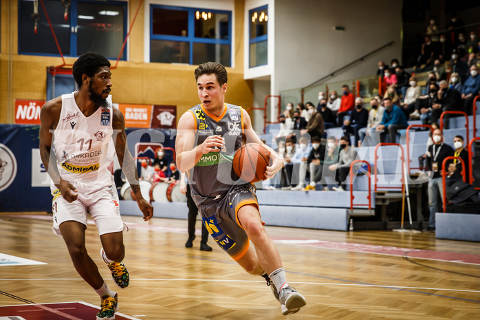 Basketball, bet-at-home Basketball Superliga 2021/22, Grunddurchgang18.Runde, Traiskirchen Lions, Klosterneuburg Dukes, Valentin Bauer (14)