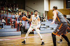 Basketball, bet-at-home Basketball Superliga 2021/22, Grunddurchgang18.Runde, Traiskirchen Lions, Klosterneuburg Dukes, Aaron Michael Falzon (13)