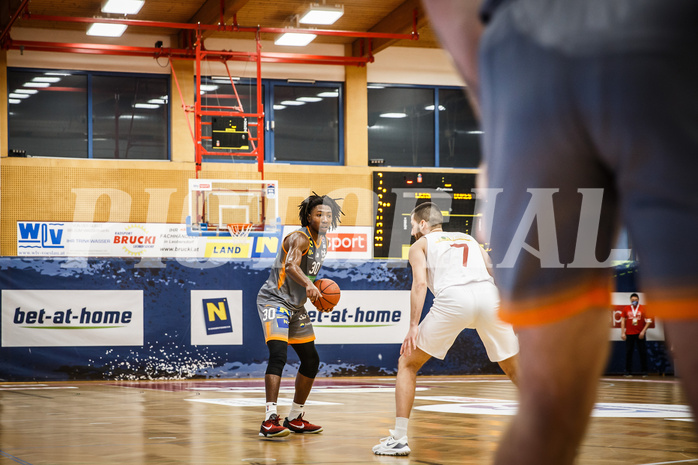 Basketball, bet-at-home Basketball Superliga 2021/22, Grunddurchgang18.Runde, Traiskirchen Lions, Klosterneuburg Dukes, James Murray-Boyles (30)
