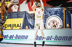 Basketball, bet-at-home Basketball Superliga 2021/22, Grunddurchgang18.Runde, Traiskirchen Lions, Klosterneuburg Dukes, Aaron Michael Falzon (13)