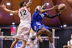 Basketball, ABL 2016/17, Grunddurchgang 18.Runde, BC Vienna, Oberwart Gunners, Andell Cumberbatch (13), Chris Ferguson (12)