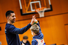 Basketball, Basketball Zweite Liga 2024/25, Grunddurchgang 14.Runde, Vienna Timberwolves, KOS Celovec, feature, Zuschauer