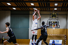 Basketball, Basketball Zweite Liga, Grunddurchgang 10.Runde, Mattersburg Rocks, Raiders Tirol, Corey HALLETT (13)