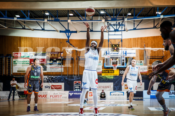 Basketball, bet-at-home Basketball Superliga 2020/21, Grunddurchgang, 8. Runde, Oberwart Gunners, Klosterneuburg Dukes, Quincy Diggs (13)