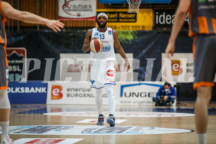 Basketball, bet-at-home Basketball Superliga 2020/21, Grunddurchgang 8. Runde, Oberwart Gunners, Klosterneuburg Dukes, Quincy Diggs (13)