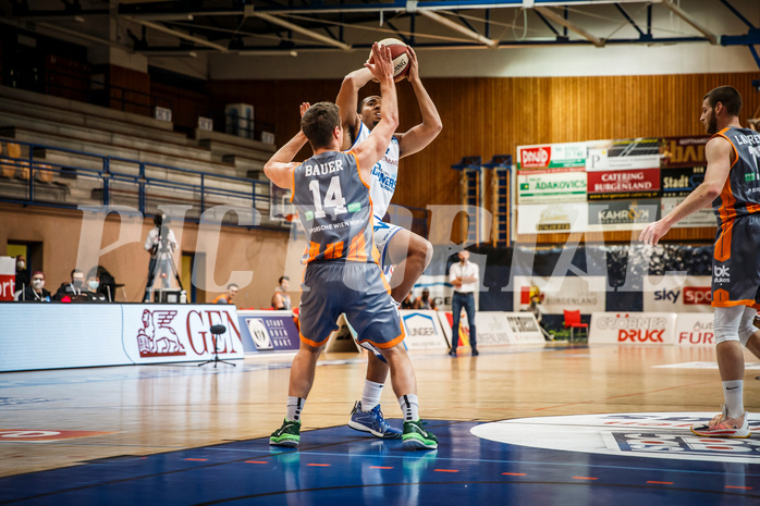 Basketball, bet-at-home Basketball Superliga 2020/21, Grunddurchgang, 8. Runde, Oberwart Gunners, Klosterneuburg Dukes, Lawrence Alexander (4)
