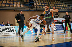 Basketball, bet-at-home Basketball Superliga 2020/21, Grunddurchgang 8. Runde, Oberwart Gunners, Klosterneuburg Dukes, Nigel Pruitt (11)