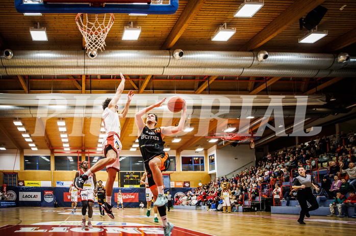 Basketball, win2day Basketball Superliga 2022/23, Grunddurchgang 14.Runde, Traiskirchen Lions, Fürstenfeld Panthers, 