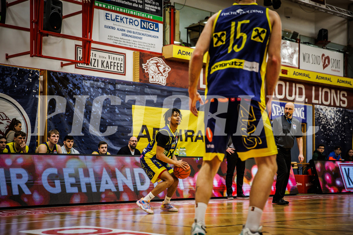 Basketball, win2day Basketball Superliga 2022/23, Grunddurchgang 13.Runde, Traiskirchen Lions, UBSC Graz, 