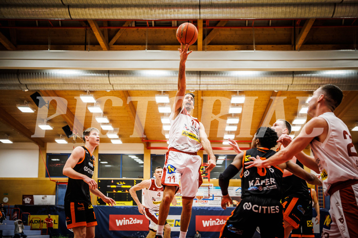 Basketball, win2day Basketball Superliga 2022/23, Grunddurchgang 14.Runde, Traiskirchen Lions, Fürstenfeld Panthers, 