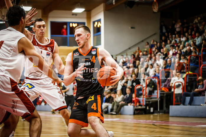 Basketball, win2day Basketball Superliga 2022/23, Grunddurchgang 14.Runde, Traiskirchen Lions, Fürstenfeld Panthers, 