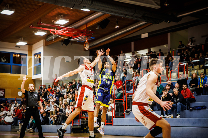Basketball, win2day Basketball Superliga 2022/23, Grunddurchgang 13.Runde, Traiskirchen Lions, UBSC Graz, 