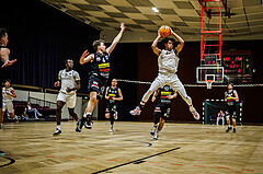 Basketball, Basketball Zweite Liga 2023/24, Grunddurchgang 1.Runde, Basket Flames, Mattersburg Rocks, Yann Grandperret (3)