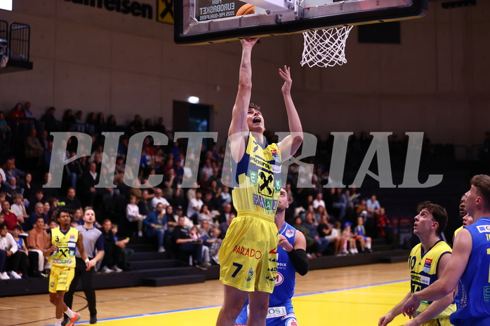 08.10.2023, Graz, Raiffeisen Sportpark Graz, Basketball Superliga 2023/24, Grunddurchgang, Runde 2, UBSC Raiffeisen Graz vs. SKN St. Pölten