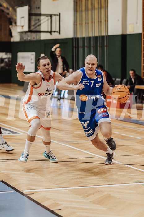 Basketball, Basketball Superliga 2023/24, Grundduchgang 2.Runde, Fürstenfeld Panthers, Oberwart Gunners, Mirza Manjgo (5), Sebastian Käferle (7)