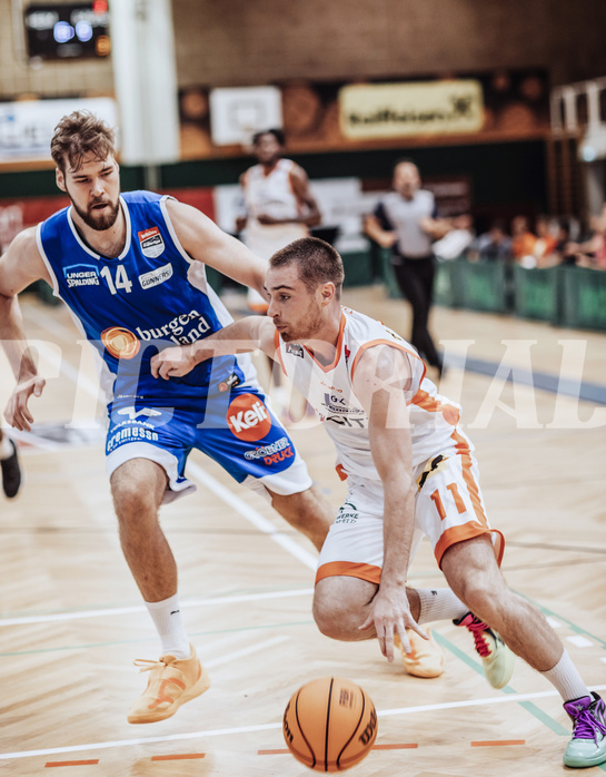 Basketball, Basketball Superliga 2023/24, Grundduchgang 2.Runde, Fürstenfeld Panthers, Oberwart Gunners, Daniel Köppel (14), Nikica Nikolic (11)