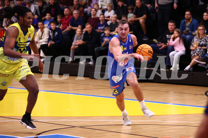 08.10.2023, Graz, Raiffeisen Sportpark Graz, Basketball Superliga 2023/24, Grunddurchgang, Runde 2, UBSC Raiffeisen Graz vs. SKN St. Pölten