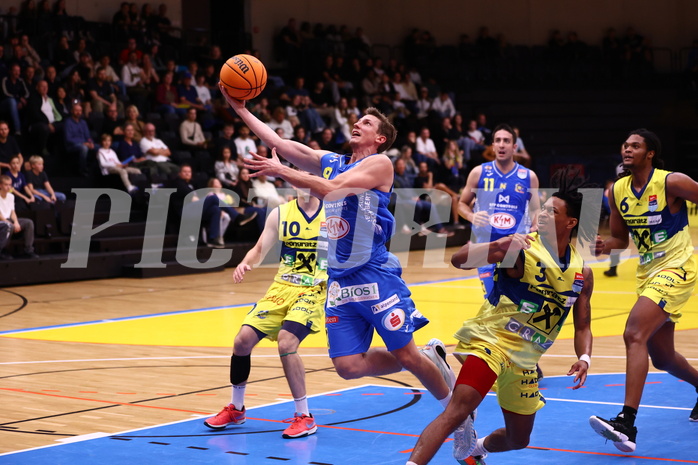 08.10.2023, Graz, Raiffeisen Sportpark Graz, Basketball Superliga 2023/24, Grunddurchgang, Runde 2, UBSC Raiffeisen Graz vs. SKN St. Pölten