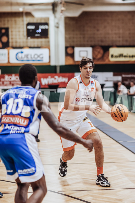 Basketball, Basketball Superliga 2023/24, Grundduchgang 2.Runde, Fürstenfeld Panthers, Oberwart Gunners, Milan Dokmanovic (12)
