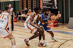 Basketball, Basketball Superliga 2023/24, Grundduchgang 2.Runde, Fürstenfeld Panthers, Oberwart Gunners, Dylan Causwell (8), Kris Monroe 13)