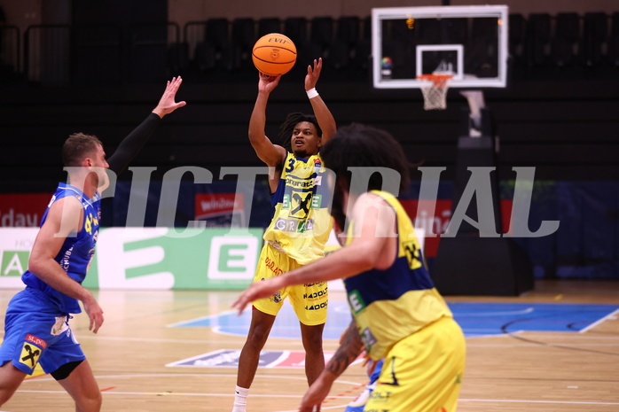 08.10.2023, Graz, Raiffeisen Sportpark Graz, Basketball Superliga 2023/24, Grunddurchgang, Runde 2, UBSC Raiffeisen Graz vs. SKN St. Pölten