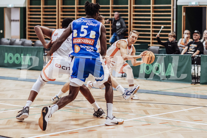 Basketball, Basketball Superliga 2023/24, Grundduchgang 2.Runde, Fürstenfeld Panthers, Oberwart Gunners, Georg Wolf (7)