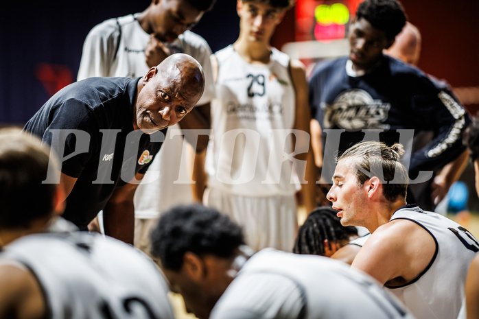 Basketball, Basketball Zweite Liga 2023/24, Grunddurchgang 1.Runde, Basket Flames, Mattersburg Rocks, Renaldo O'Neal (Coach)