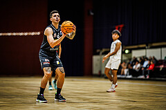 Basketball, Basketball Zweite Liga 2023/24, Grunddurchgang 1.Runde, Basket Flames, Mattersburg Rocks, Petar Zivkovic (8)
